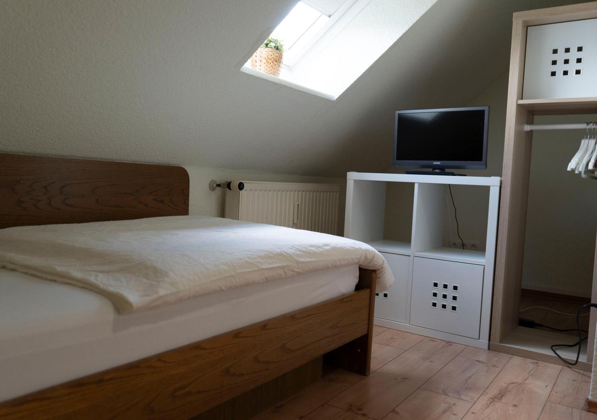 Gaststaette Zur Eiche Hotel Hannover Bagian luar foto