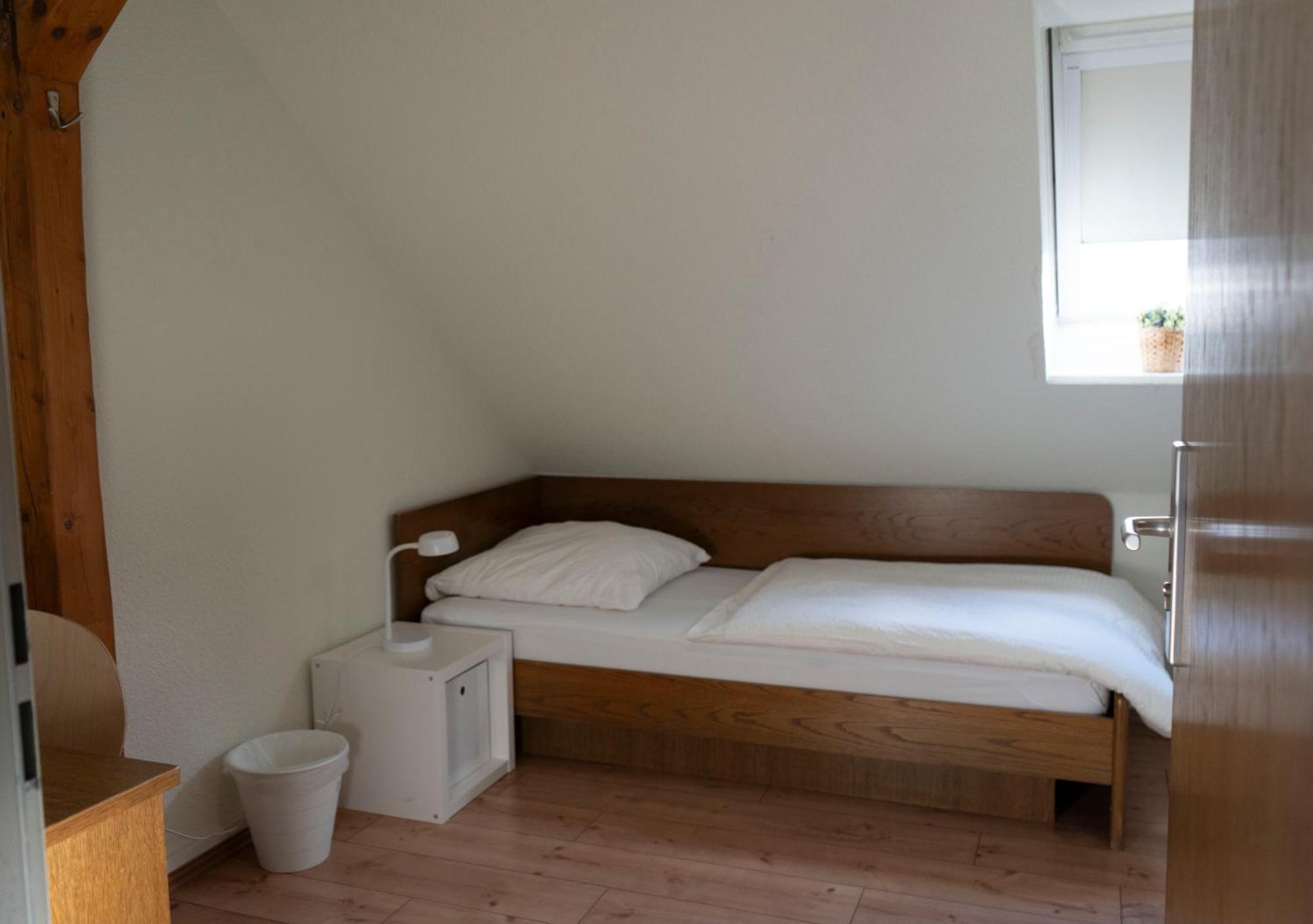 Gaststaette Zur Eiche Hotel Hannover Bagian luar foto