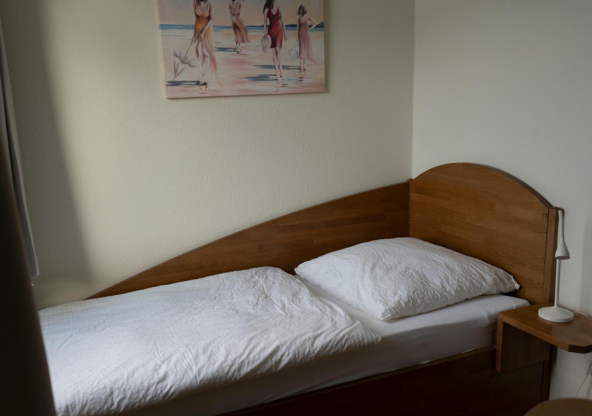 Gaststaette Zur Eiche Hotel Hannover Bagian luar foto