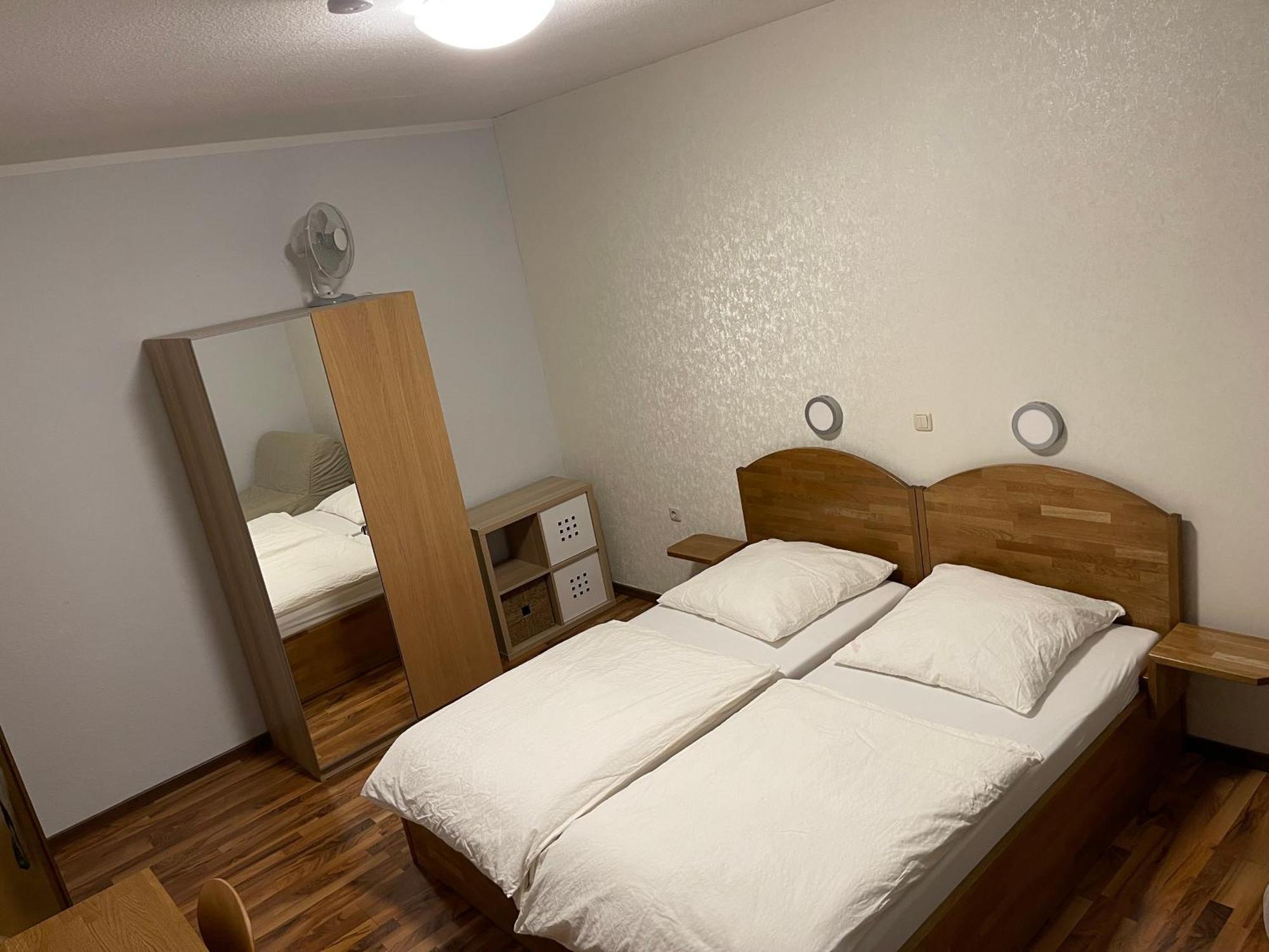 Gaststaette Zur Eiche Hotel Hannover Bagian luar foto