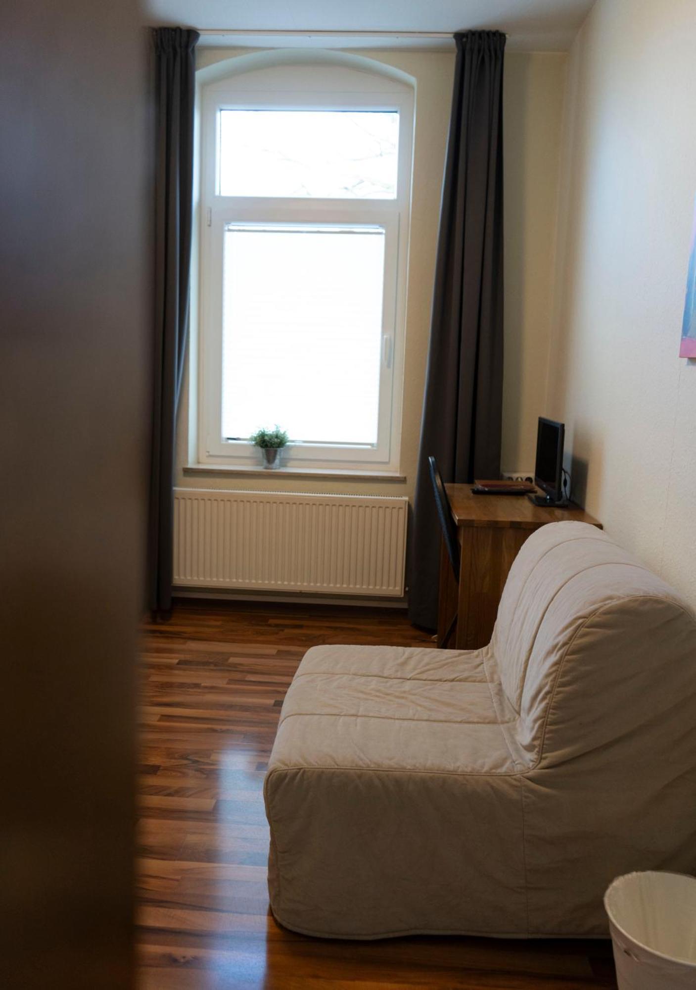 Gaststaette Zur Eiche Hotel Hannover Bagian luar foto